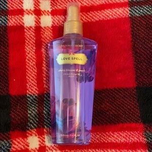Victoria’s Secret mist